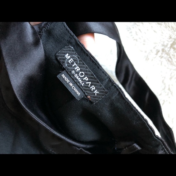 Black Mini Dress Zips In Front Metropark - Picture 3 of 3